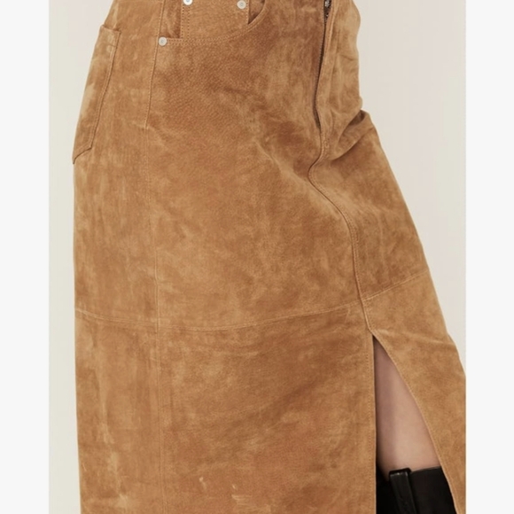 BLANKNYC | Real Suede | Maxi Skirt - Picture 5 of 7